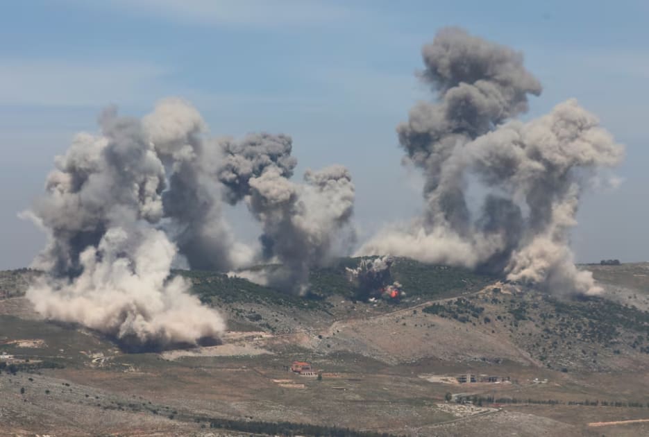 🇱🇧💥🇮🇱 Big Trouble on the Border: Israel Hits South Lebanon Hard with Airstrikes! 🇱🇧💥🇮🇱