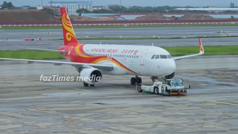 Hong Kong Airlines Flight Lands Facing Other Aircraft on Taiwan Runway