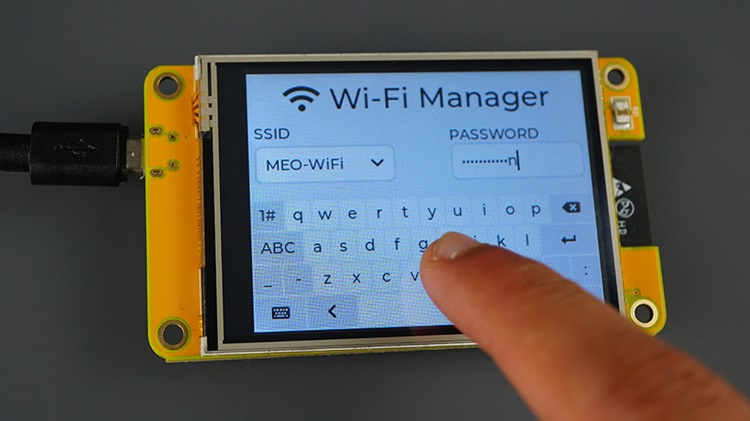 ESP32-Cheap-Yellow-Display-Wi-Fi-Manager-Example.webp