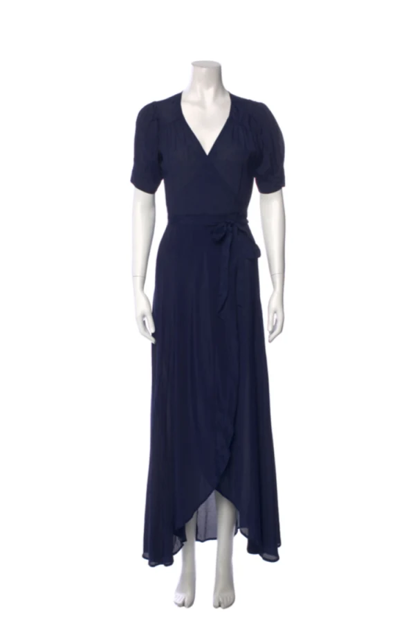 Rent Crêpe de Chine dress - Reformation | HURR