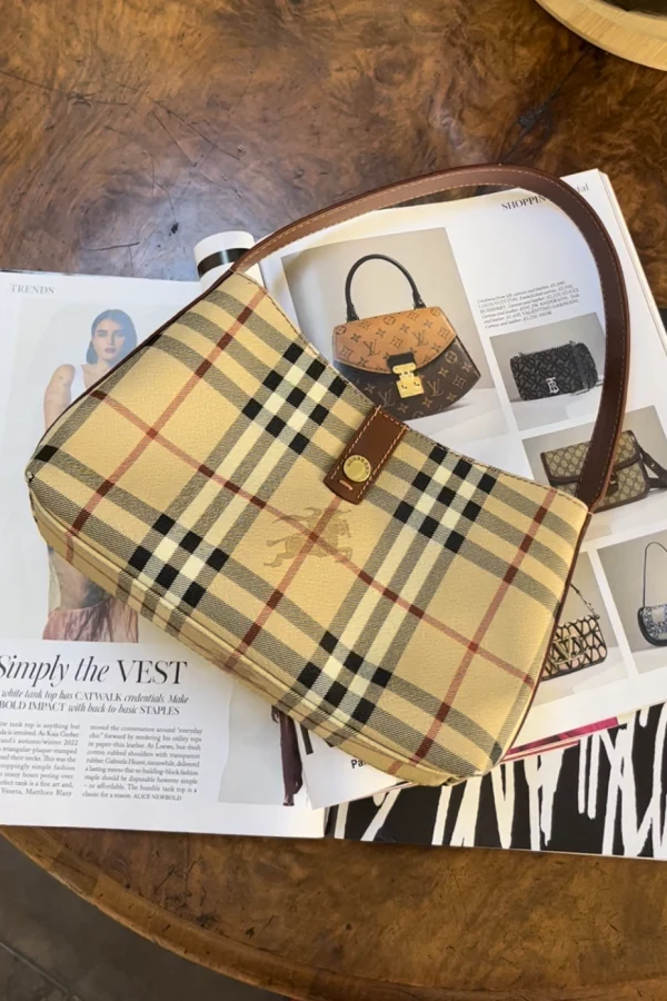 Rent Mini Bag - Burberry | HURR