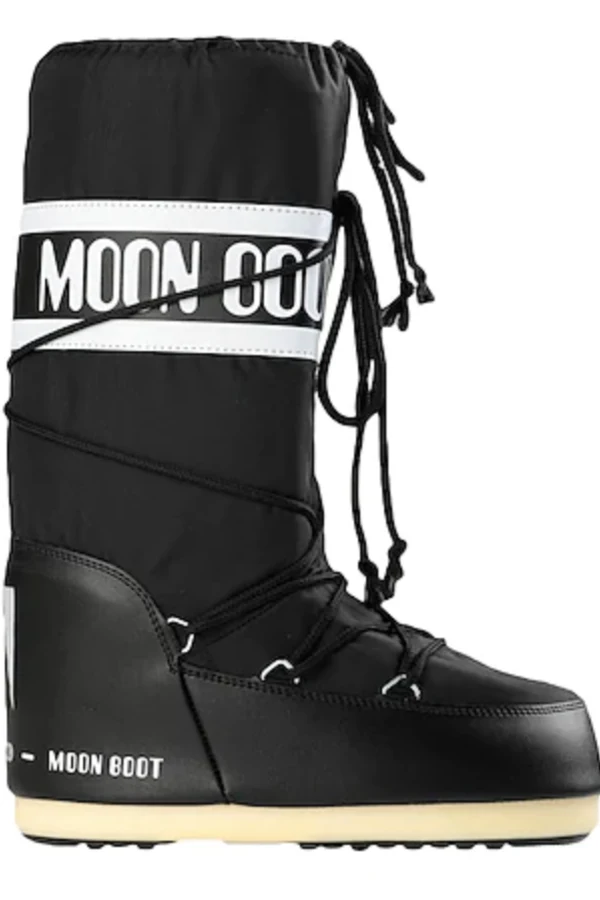 Rent Black Moon Boot snow boots Moon Boot HURR
