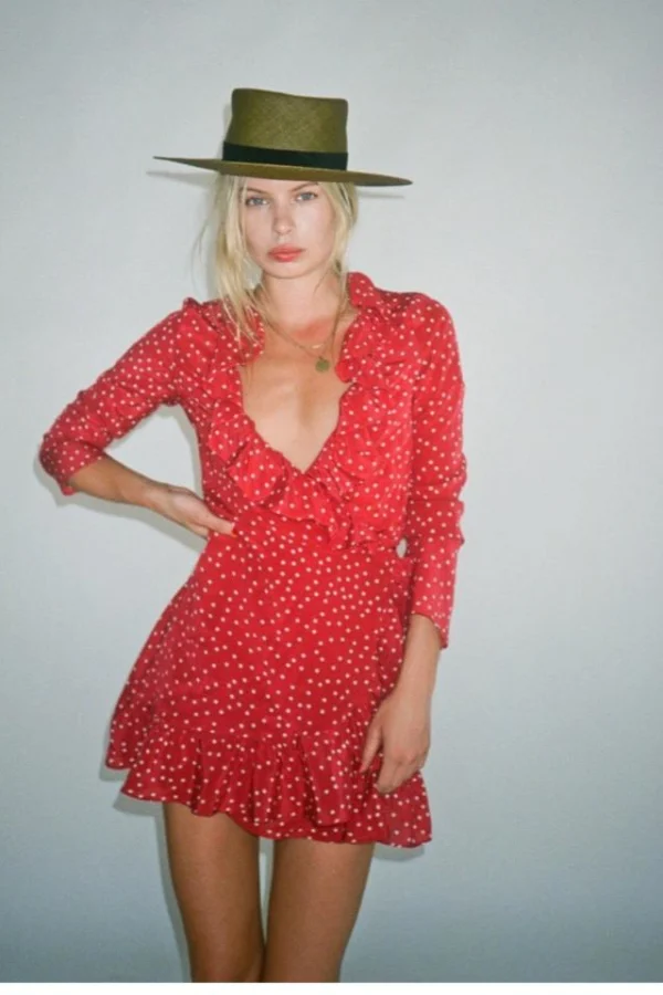 Rent Alexandra Dress Red Star Realisation Par HURR