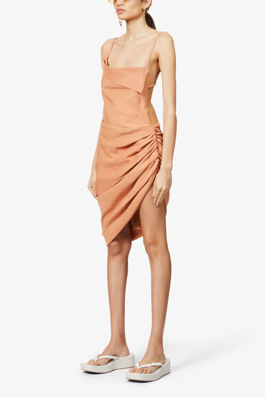 Rent La robe Saudade open back woven mini dress JACQUEMUS