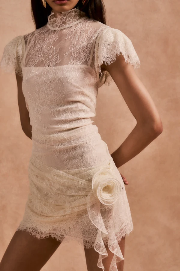 silentium maxi dress in ivory lace De La Vali SILENTIUM MAXI DRESS IN IVORY LACE - DS1812IVORY
