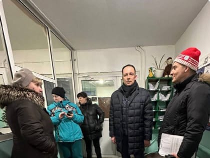Служба продолжает практику организации встреч с жителями домов