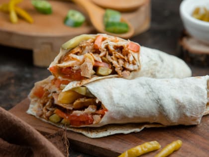 Специалисты назвали самый опасный для здоровья красноярский фастфуд