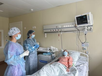 В Красноярске провели первую трансплантацию гемопоэтических стволовых клеток