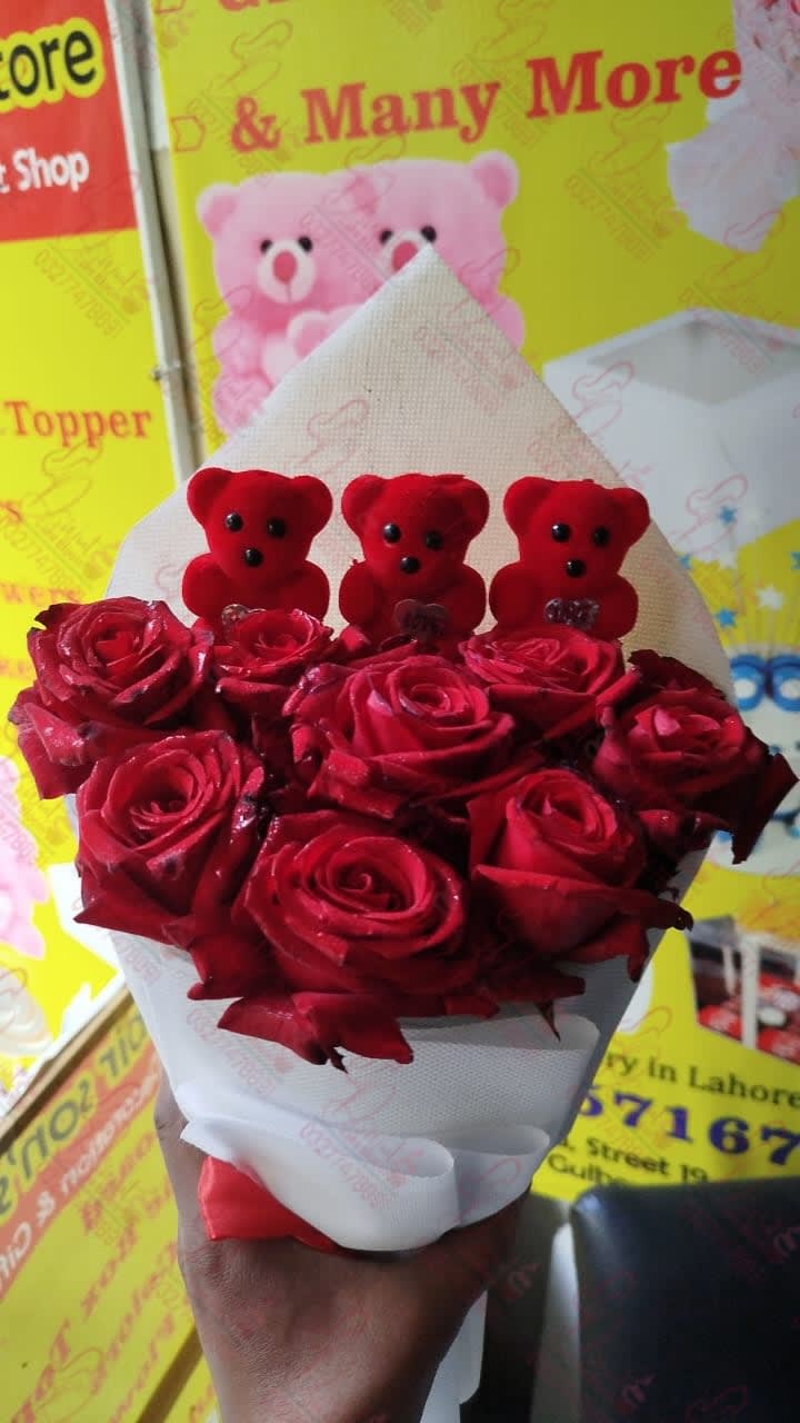 Vintage Lambeth Flower Bouquet Faisalabad