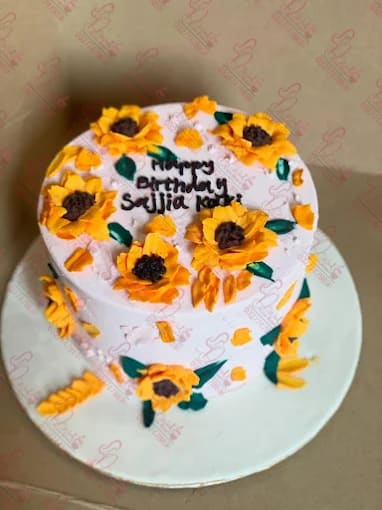 Sunflower Themed Female Birthday Cake Rawalpindi