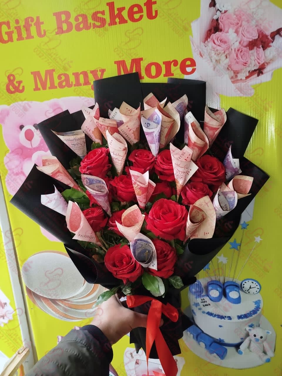 Emerald Gold Floral Bouquet Cake Faisalabad