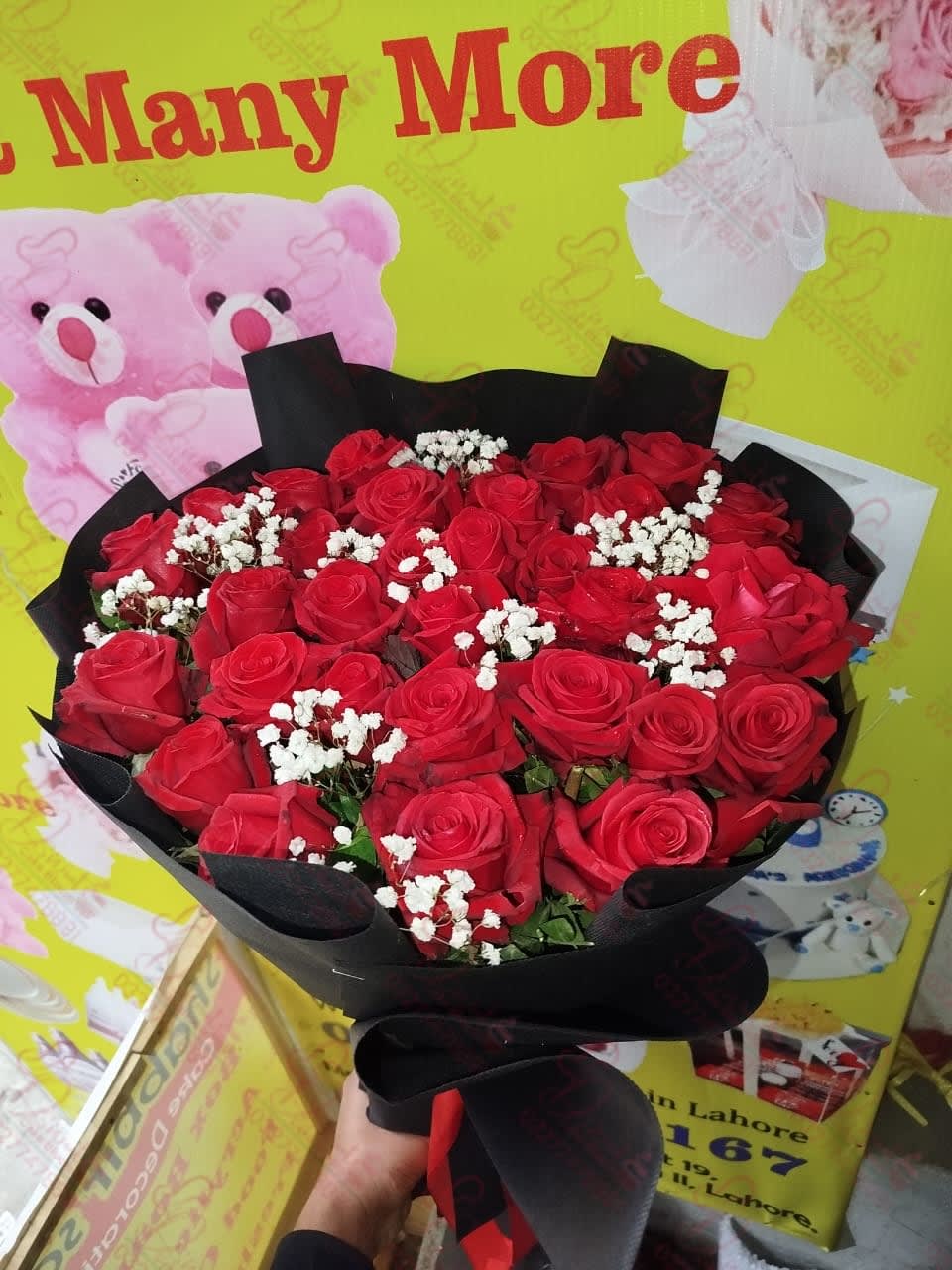 Vintage Lambeth Floral Cake - Faisalabad