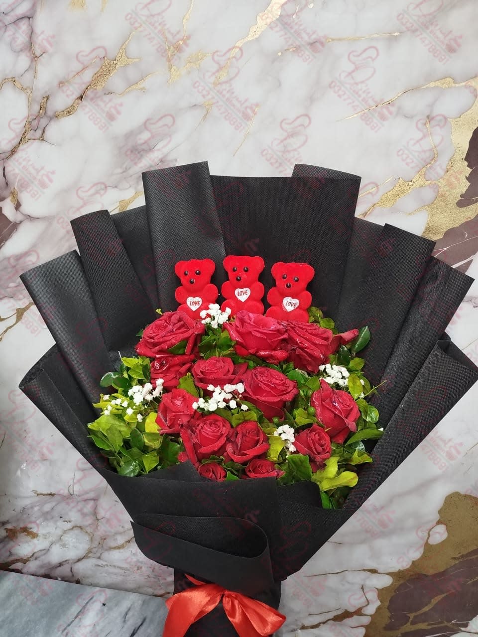Red Dupatta Flowers Bouquet Rawalpindi