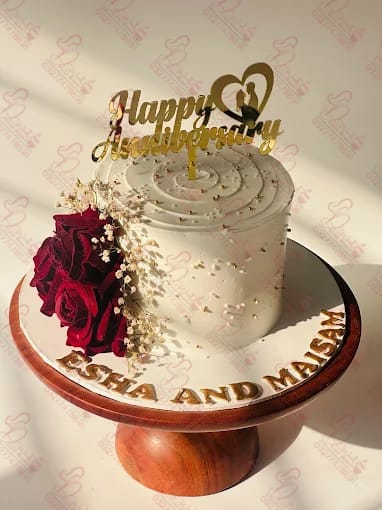 Red Roses Anniversary Cake Faisalabad