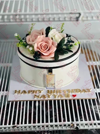 Hatbox Style Floral Fondant Female Birthday Cake Rawalpindi