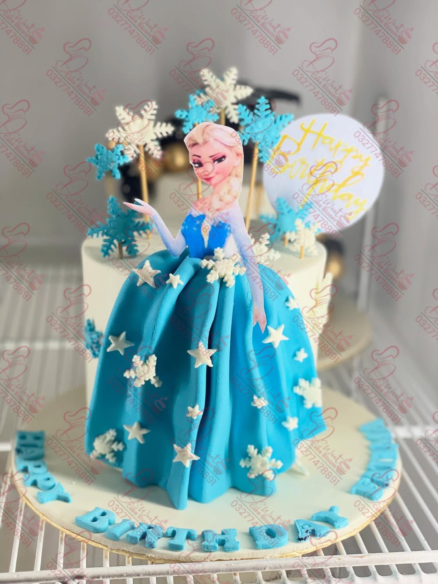 Luxury Personalized Birthday Cake for Wife Rawalpindi