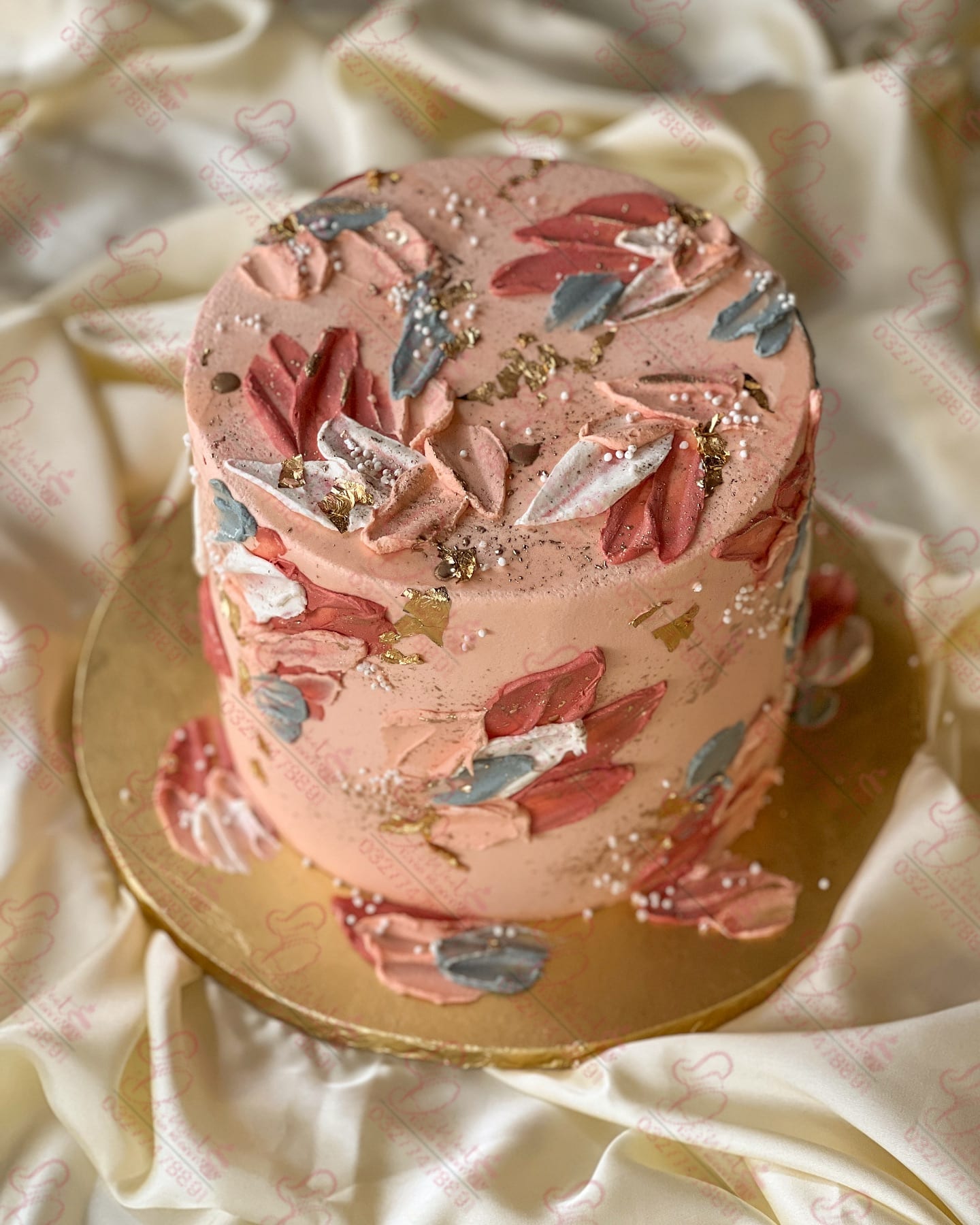 Abstract Single Tier Cake for Women Islamabad