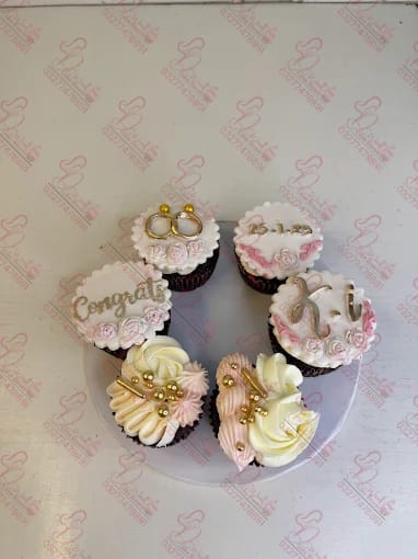 Floral Engagement Cupcakes Islamabad