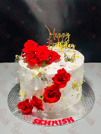 Emerald Gold Engagement Cake Islamabad