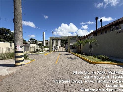 Apartamento, 64,65 m2 de área total, 42,15 m2 de á...