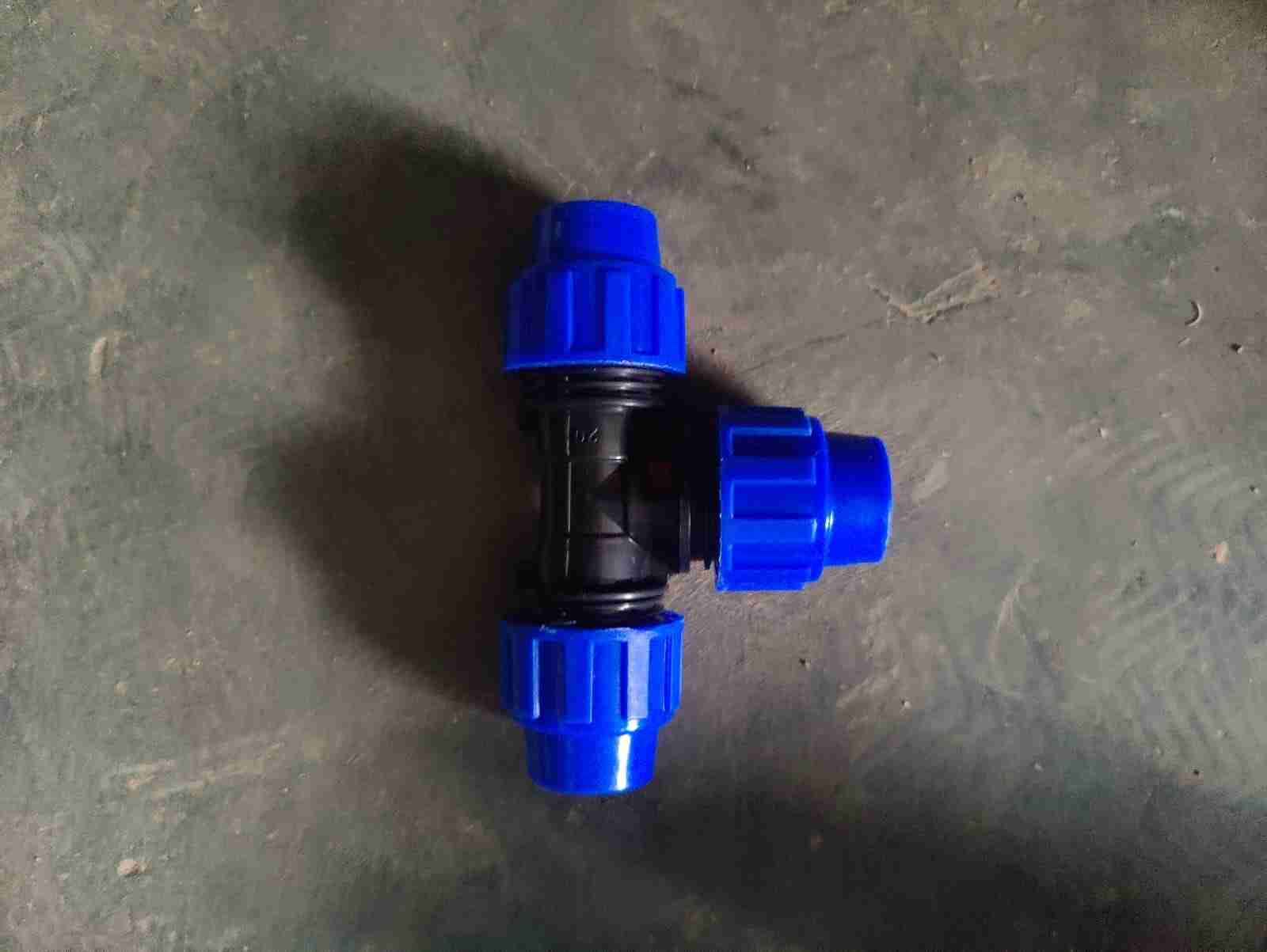 HDPE TEE 1/2″, photo 1 of 1
