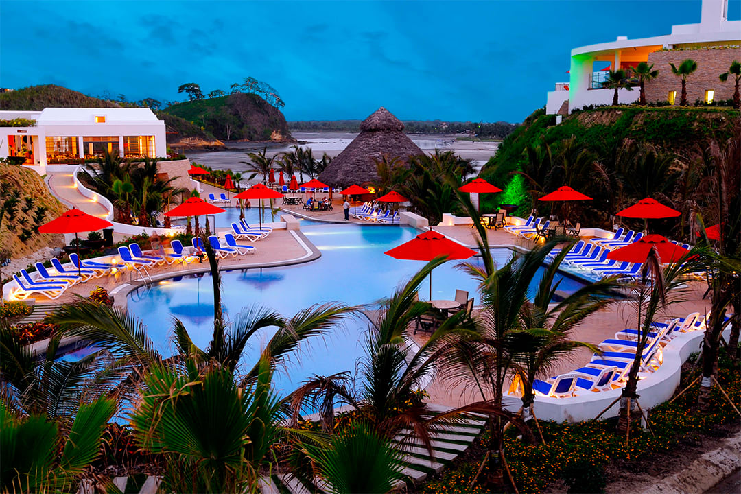 DECAMERON MOMPICHE