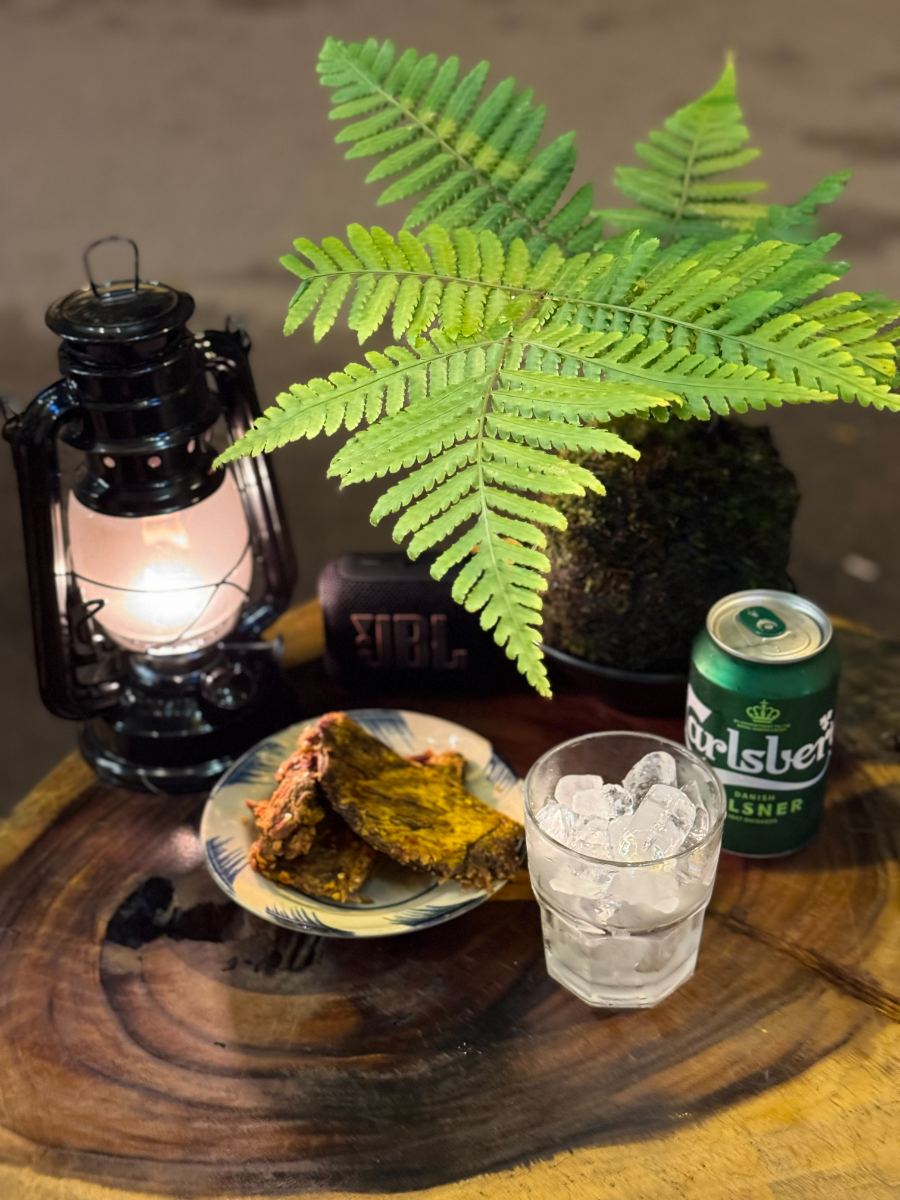 Món ăn tại Khô Chill