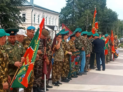 Владимир Офаринов верен традиции боевого братства