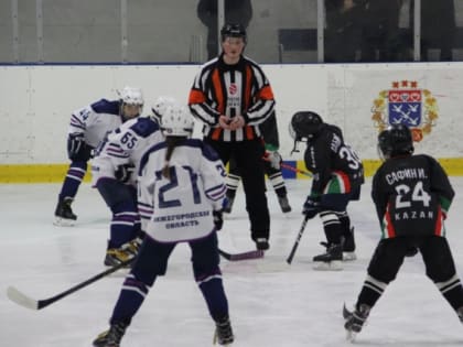 Стартовал Рождественский турнир по хоккею среди команд 2012-2013 г.р.