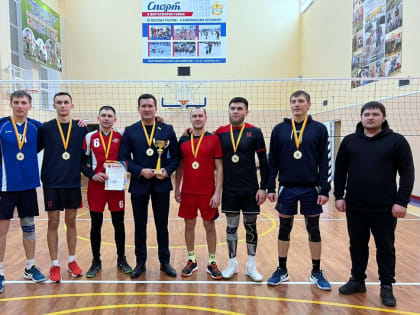 «Кубок четырех» среди сильнейших  команд по волейболу завершился блестящей победой команды «Райбыт»