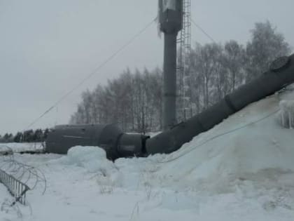 В Чувашии рухнула очередная водонапорная башня - на этот раз в Цивильском районе