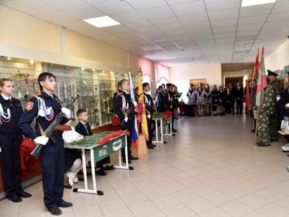 Торжественное открытие Парты Героев в МБОУ «Ибресинская СОШ № 1