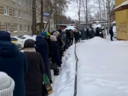 В Марий Эл объявили срочный набор врачей, в том числе и пенсионеров, для лечения пациентов с коронавирусом