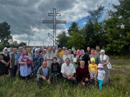 Освящение Поклонного креста в селе Кармамеи Канашского Муниципального Округа