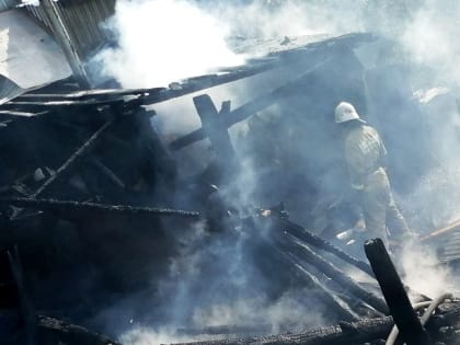 В городе Канаш в многоквартирном доме произошел пожар