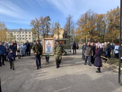 В праздник Покрова Пресвятой Богородицы п. Вурнары состоялся крестный ход