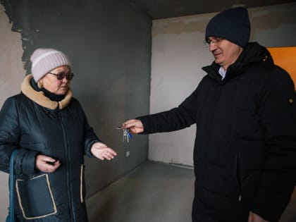 В Чебоксарах дольщики жилого комплекса «Гагарин» отпраздновали новоселье