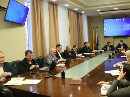 В Чебоксарах планируется демонтаж новогодних елок и арт-объектов в ближайшее время