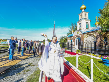 В Чебоксарах освятили Храм в честь Святых равноапостольных Константина и Елены