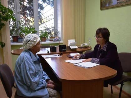 Слушать и слышать: Николай Николаев поможет 83-летней инвалиду из Красных Четай