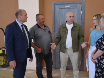Сергей Артамонов ознакомился со строительством школы в городе Мариинский Посад