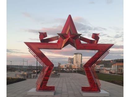В Чебоксарах на Красной площади появилась новая звезда