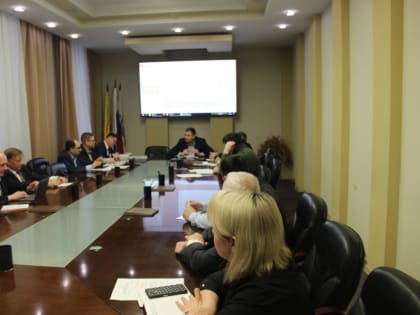 В Чебоксарах прошло совещание с руководителями предприятий ЖКХ