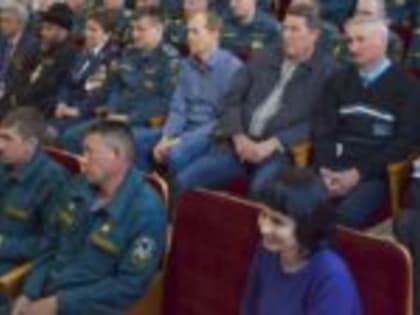 Шумерлинские пожарные принимали поздравления с профессиональным праздником