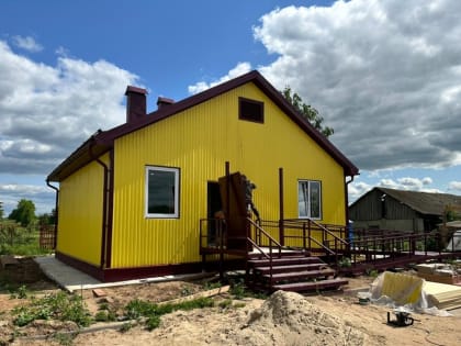 Строительство нового модульного фельдшерско-акушерского пункта в деревне Ойкасы проинспектировал главный врач Чебоксарской районной больницы Владимир Викторов