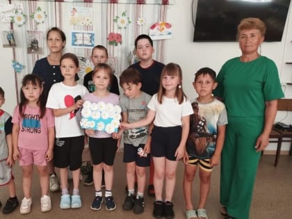 По родному краю с рюкзаком шагаю!