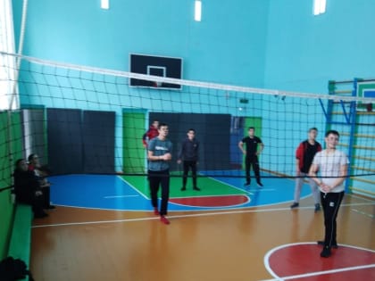 Соревнования по волейболу в МБОУ "Чепкас-Никольская ООШ"