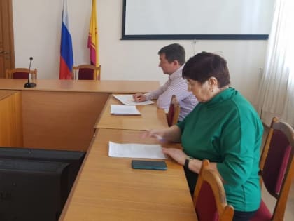 Леонид Пронин ответил на обращения жителей Урмарского округа