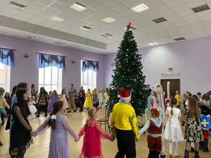 Районном Доме культуры состоялась традиционная Ёлка Главы Козловского муниципального округа