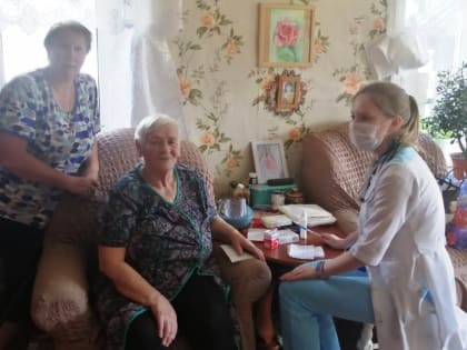 Цивильские врачи проводят занятия в школе «Активного долголетия» для пациентов серебряного возраста